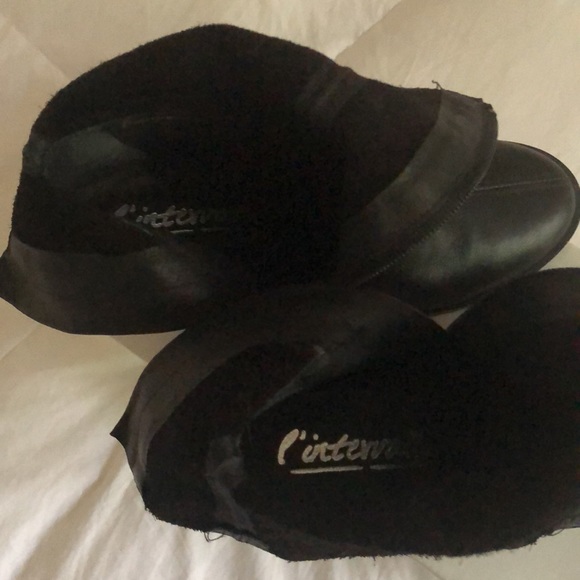 Size 36 l’intervalle black leather ankle boots. - Picture 4 of 5